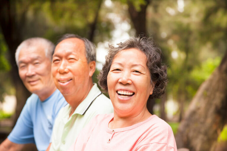 Orangeburg Memory Care | Group of smiling seniors